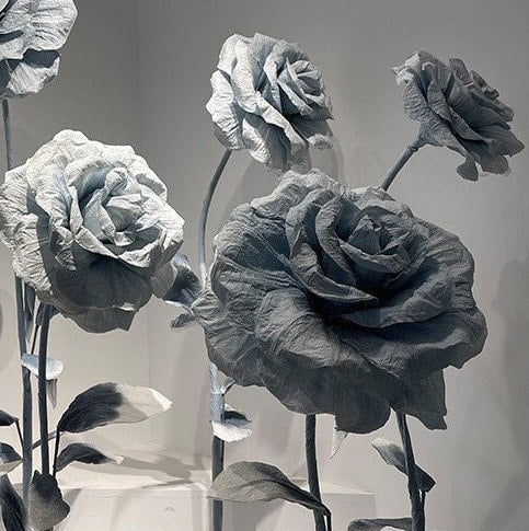 Giant Blooms 23PGF27 Paper Roses